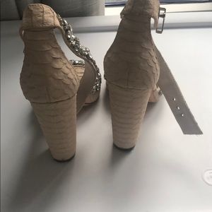 Alice + Olivia Shoes - Alice & Olivia sandal Alice + Olivia Shoes - Alice & Olivia sandal